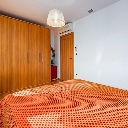 Valessia House With Apartment Умаг Екстериор снимка