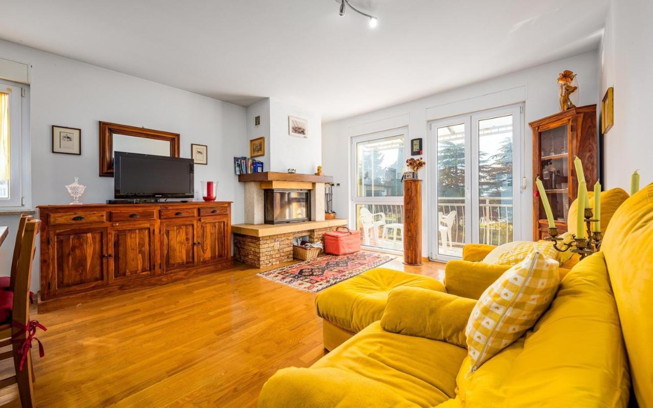 Valessia House With Apartment Умаг Екстериор снимка